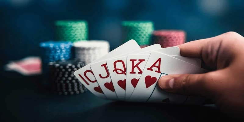 Cách chơi Poker 8live